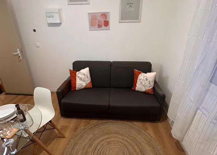 Serenity Apartment *